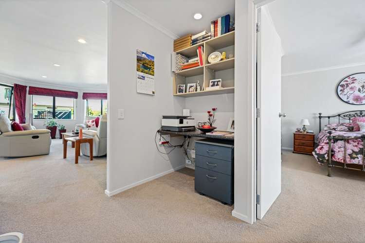 35 Stoneleigh Drive Chartwell_16