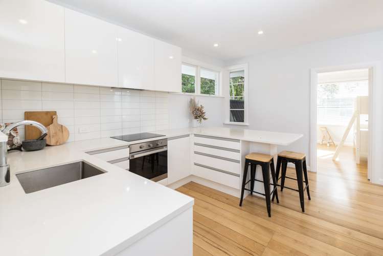 1/44 Sale Street Cockle Bay_8