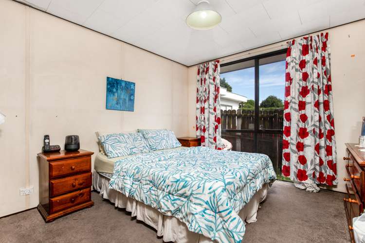 3/8 Barneys Farm Road Clendon Park_5