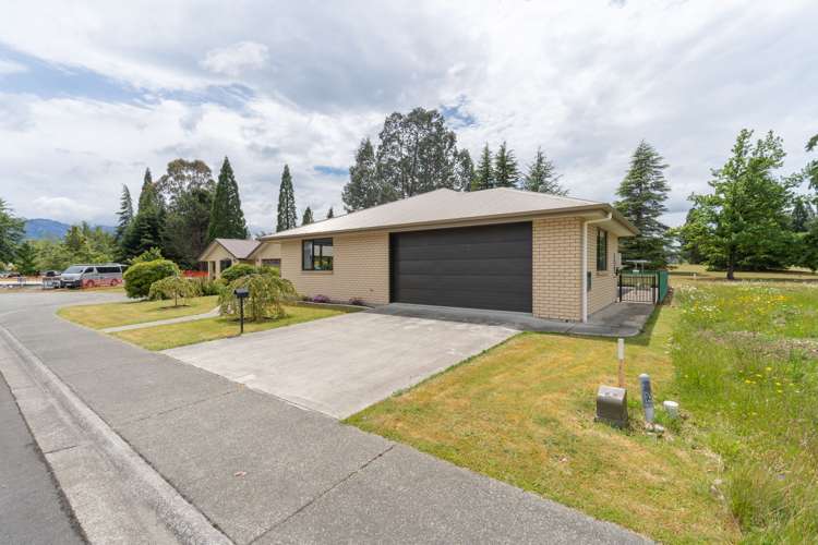 8 Harrison Court Te Anau_21
