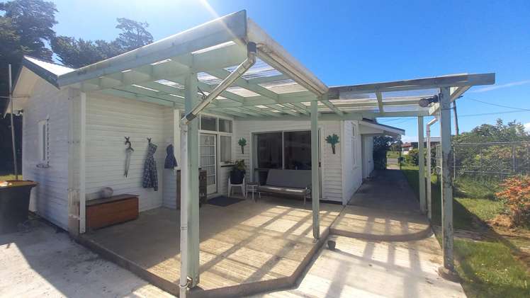 11,13 Birch Street Tuatapere_15