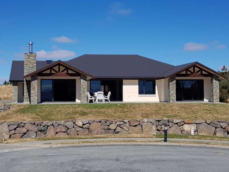 2 Walter Black Place Lake Tekapo_0