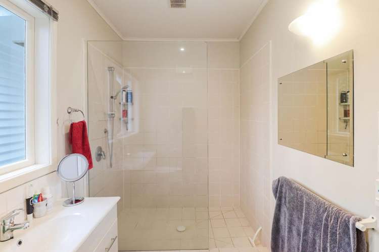 A/64 Simla Crescent 11509_12