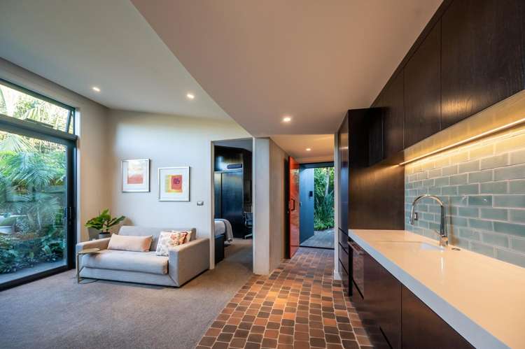 1 Tiri Road Takapuna_22