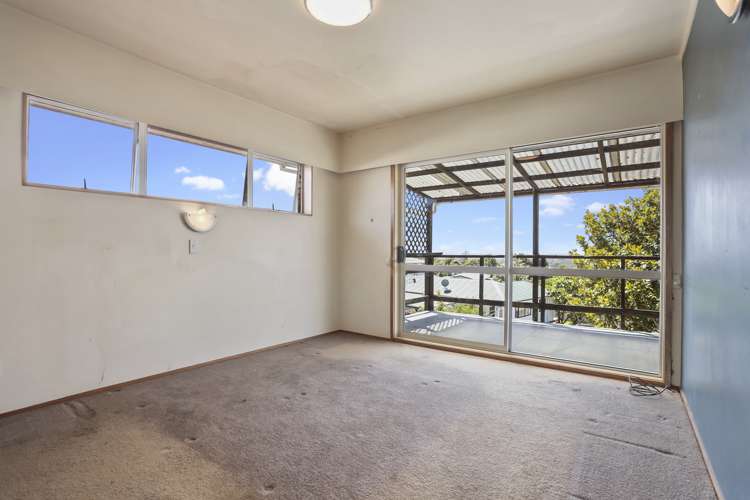 2/83b Glengarry Road Glen Eden_9