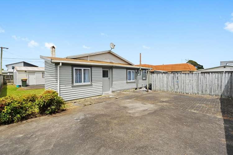 12 Karaka Street 1112_16