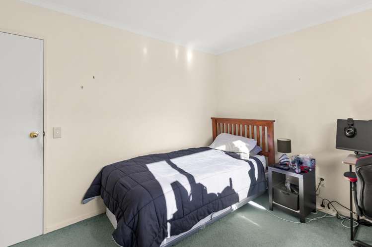 35 Stirling Place Marchwiel_13