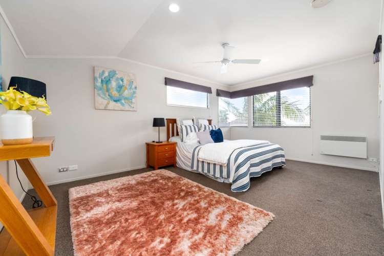 9 Brooke Ridge Rise East Tamaki Heights_11