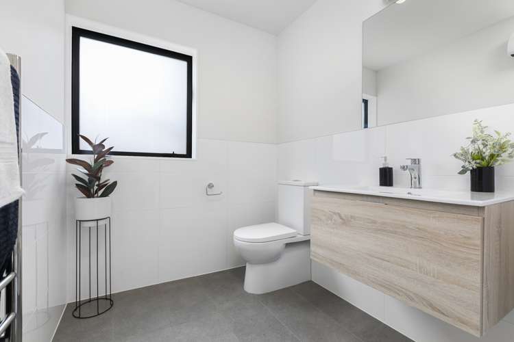 3 Karewa Parade Papamoa_3