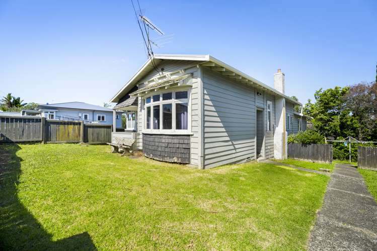 76 School Road Morningside_1