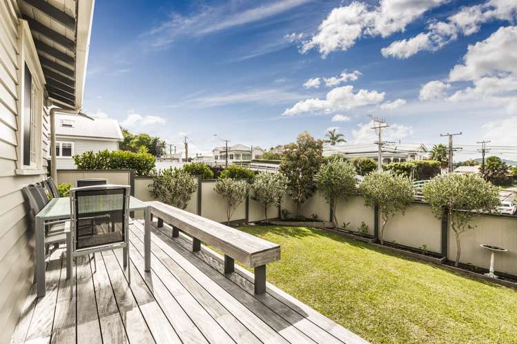 45 Lake Road Devonport_20