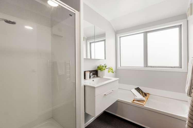 65a Rhine Street Island Bay_8