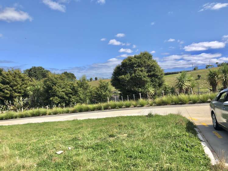 11 Otaota Way Flat Bush_15