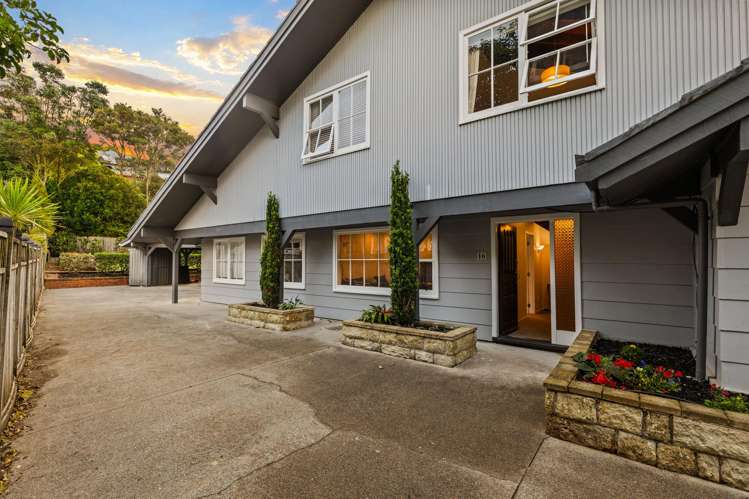 16 Awhiorangi Promenade Swanson_30