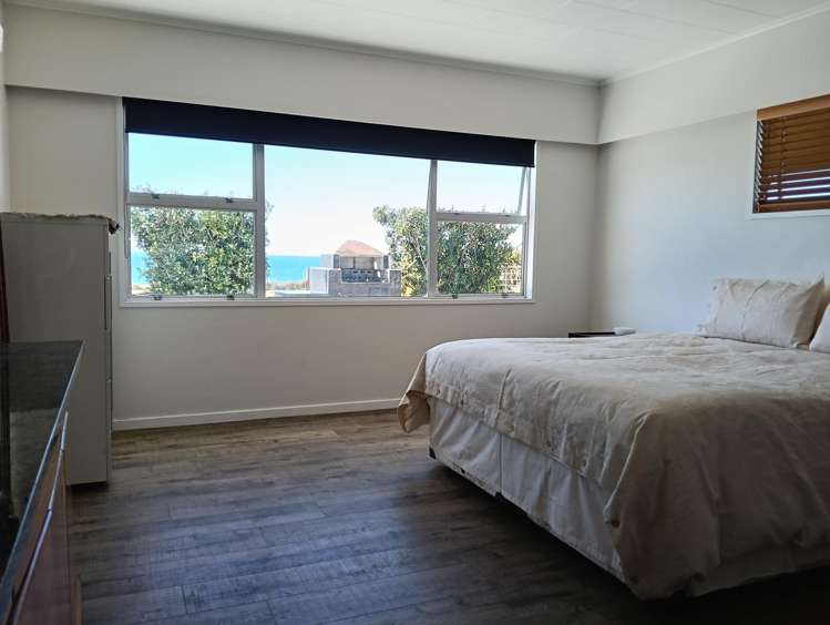 43 North Shore Road Whirinaki_17