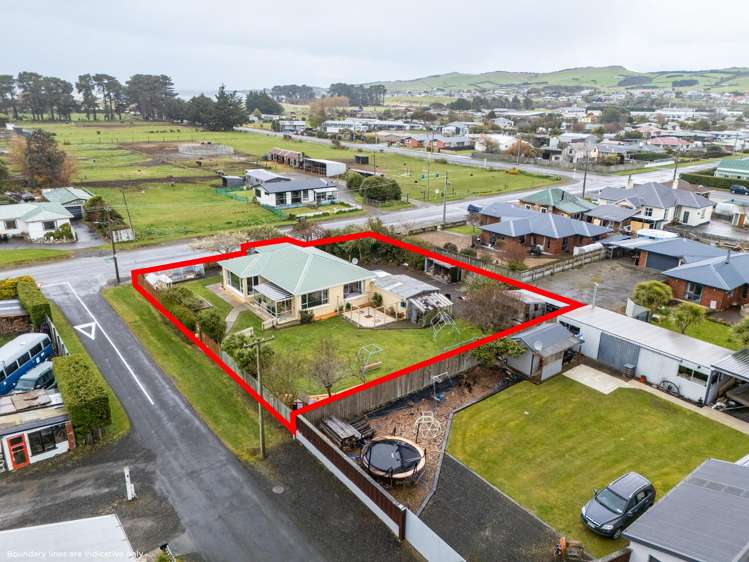 1 Green Lane Riverton_19