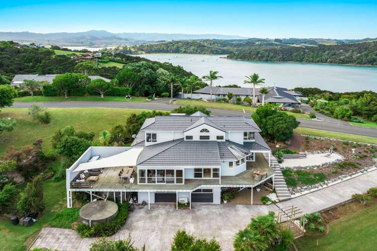6 Puriri Place Matakana_16