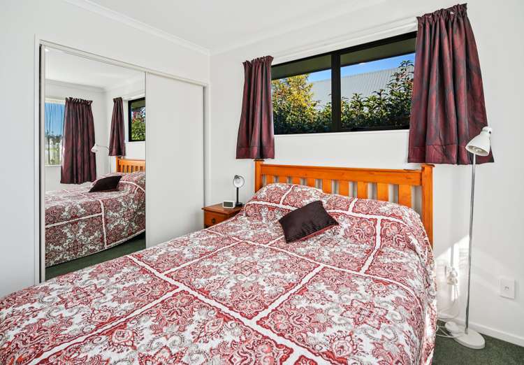 330 Suffolk Road Stoke_13