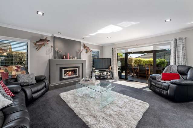 24 Stafford Rise Owhata_3