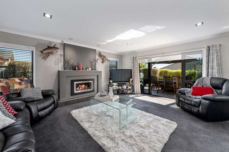 24 Stafford Rise Owhata_3