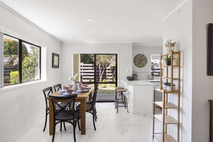 2/10 Ingram Street Papakura_6