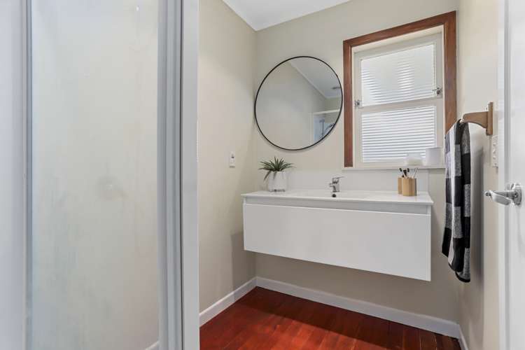 49 Parker Avenue New Lynn_17