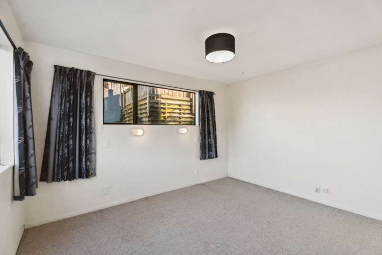 6a Dart Place Fernhill/Sunshine Bay_13