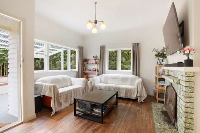 53 Woodside Road Massey_3