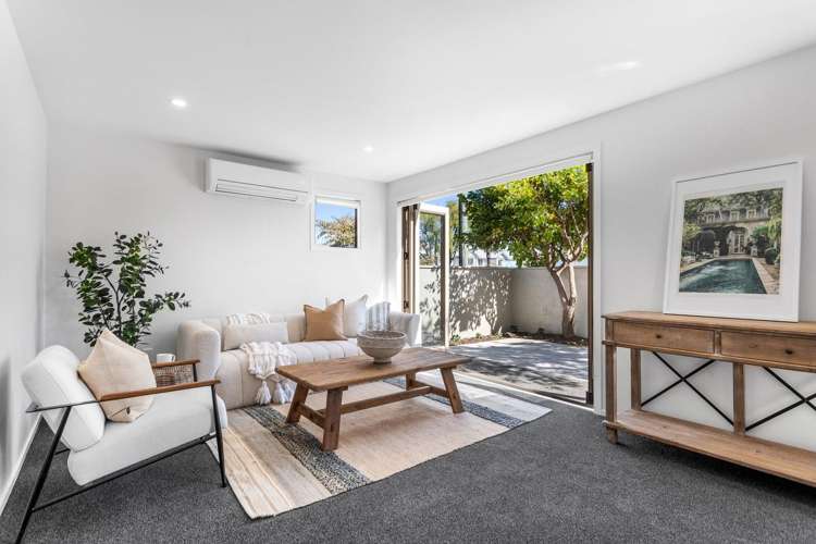 490 Manchester Street_2