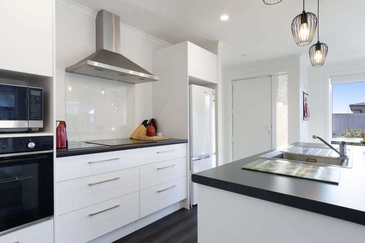 14 Foley Grove Pyes Pa_8