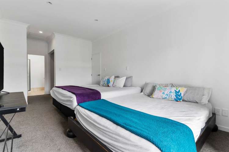 4/44 Carlos Drive Flat Bush_16