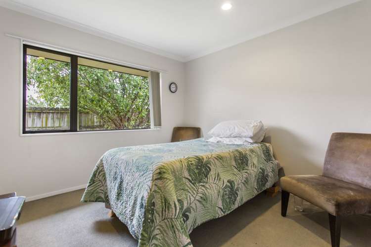 16 Old Park Place Takanini_10