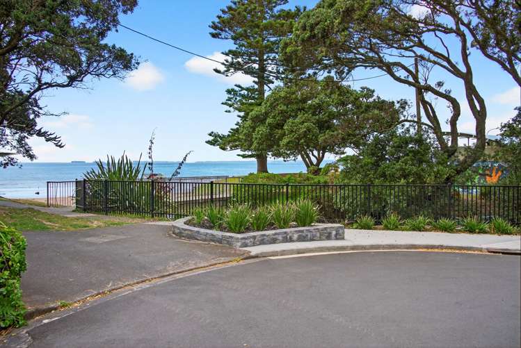 1 & 2/50 Masterton Road Rothesay Bay_14