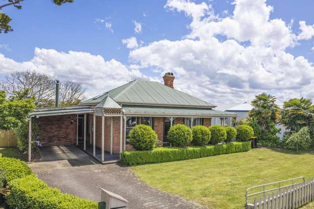 Iconic Te Awamutu Character Home