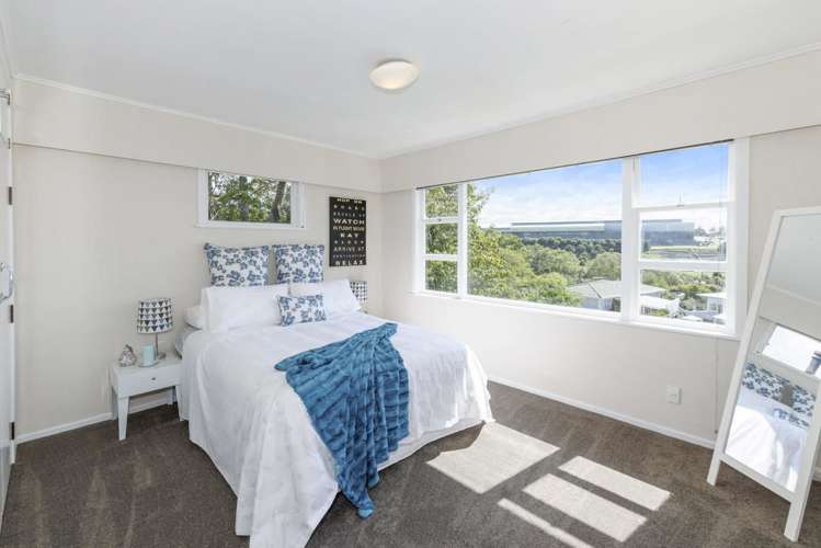 39 Sylvan Crescent Te Atatu South_8