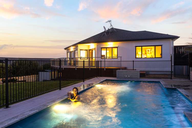 10 Ascot Way Orewa_12