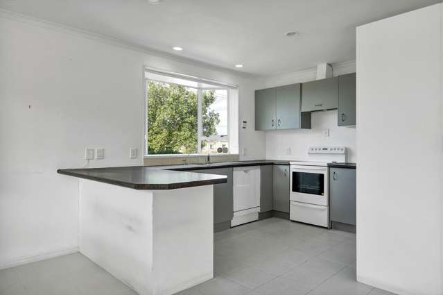 23 Swansea Road Stratford_1