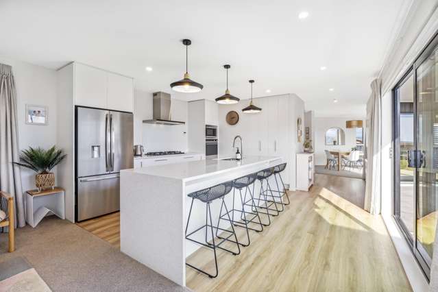 87 Cedarwood Street Woodridge_4