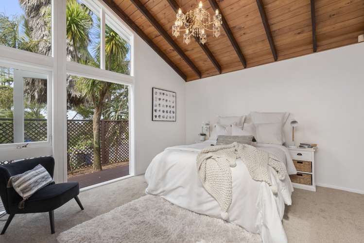 21 Holland Road Hillcrest_13