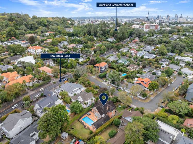 10 Sharpe Road Epsom_34