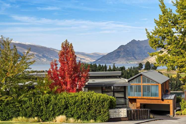 18 Panorama Terrace Queenstown Hill_1
