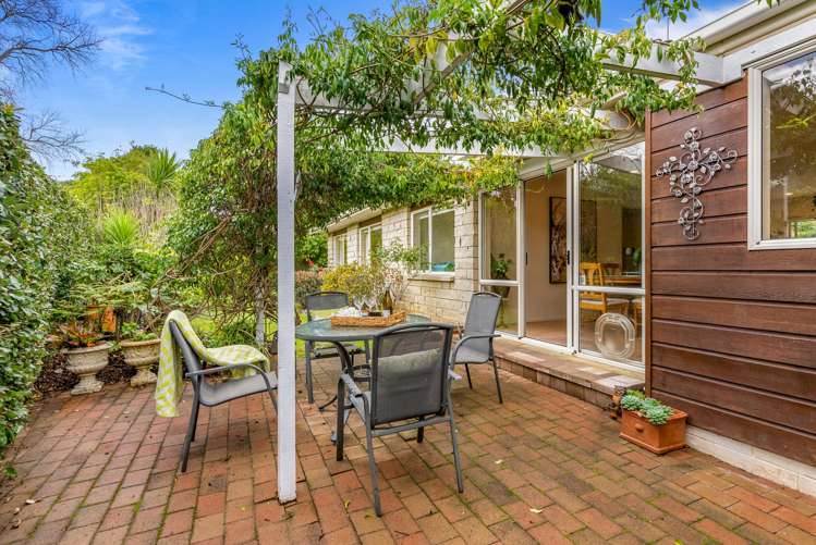 41 Headcorn Place Botany Downs_9