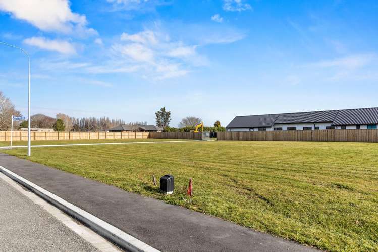 37 and 39 Hawkins Road Marshland_15