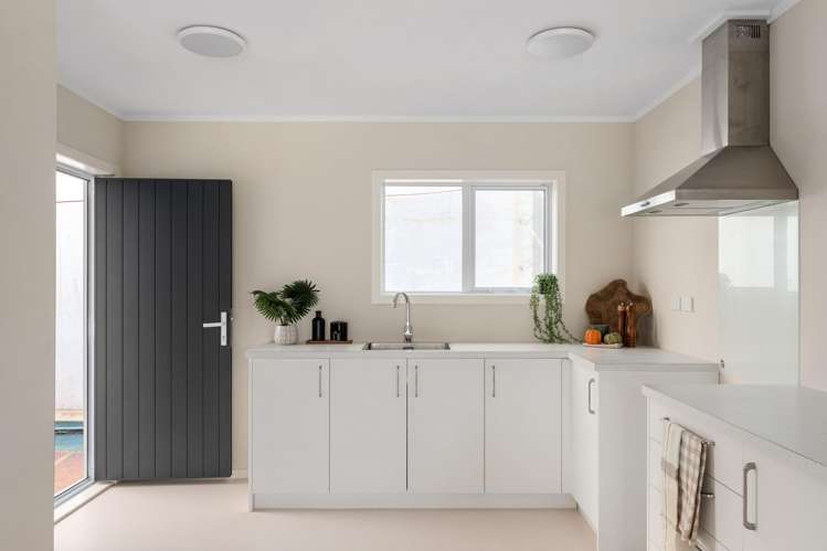 347 Nelson Road Riverdale_4
