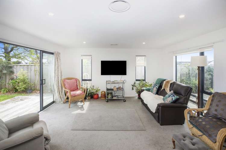 13 Crossley Avenue Woodend_4