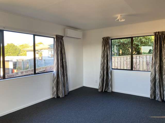 8B Te Arawa Place Welcome Bay_4