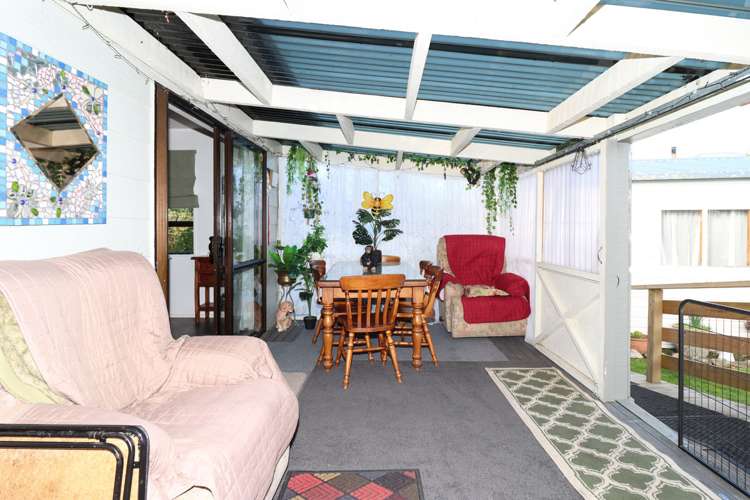 250b High Street North Carterton_6