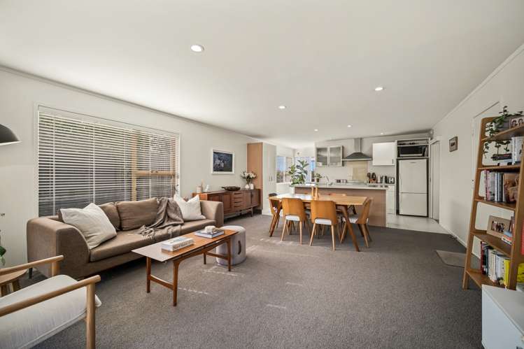 98 Huia Road Point Chevalier_5