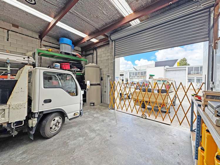 Unit 1/136 Marua Road Mt Wellington_5