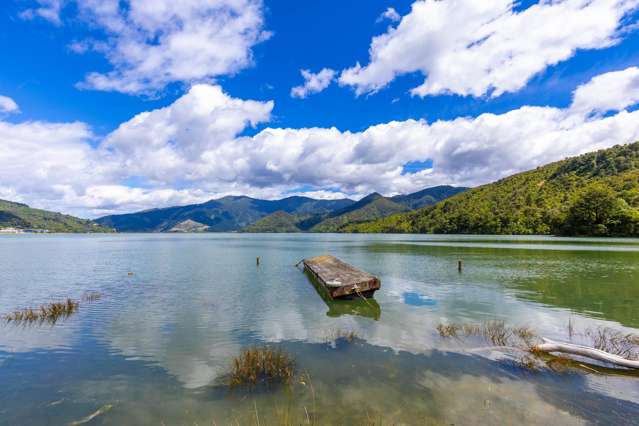 257 Queen Charlotte Drive Havelock_2